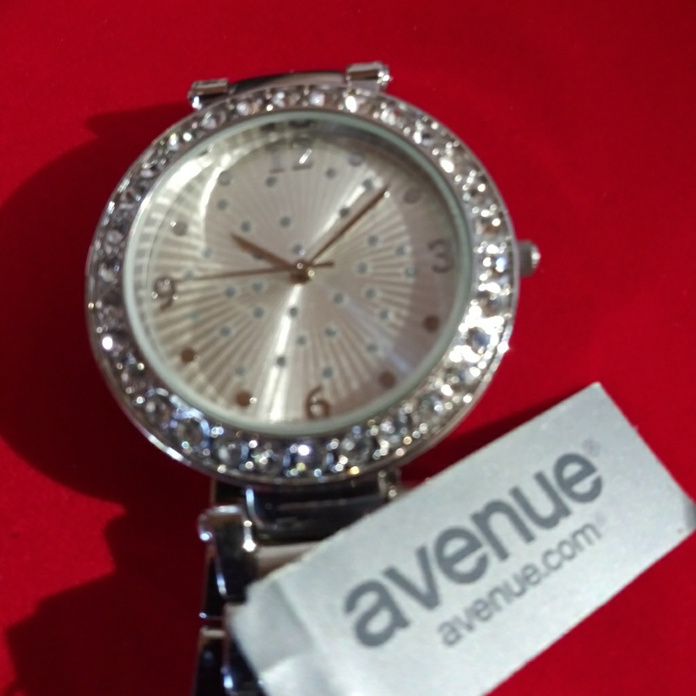 Gorgeous Rhinestone Crystal Watch NWT